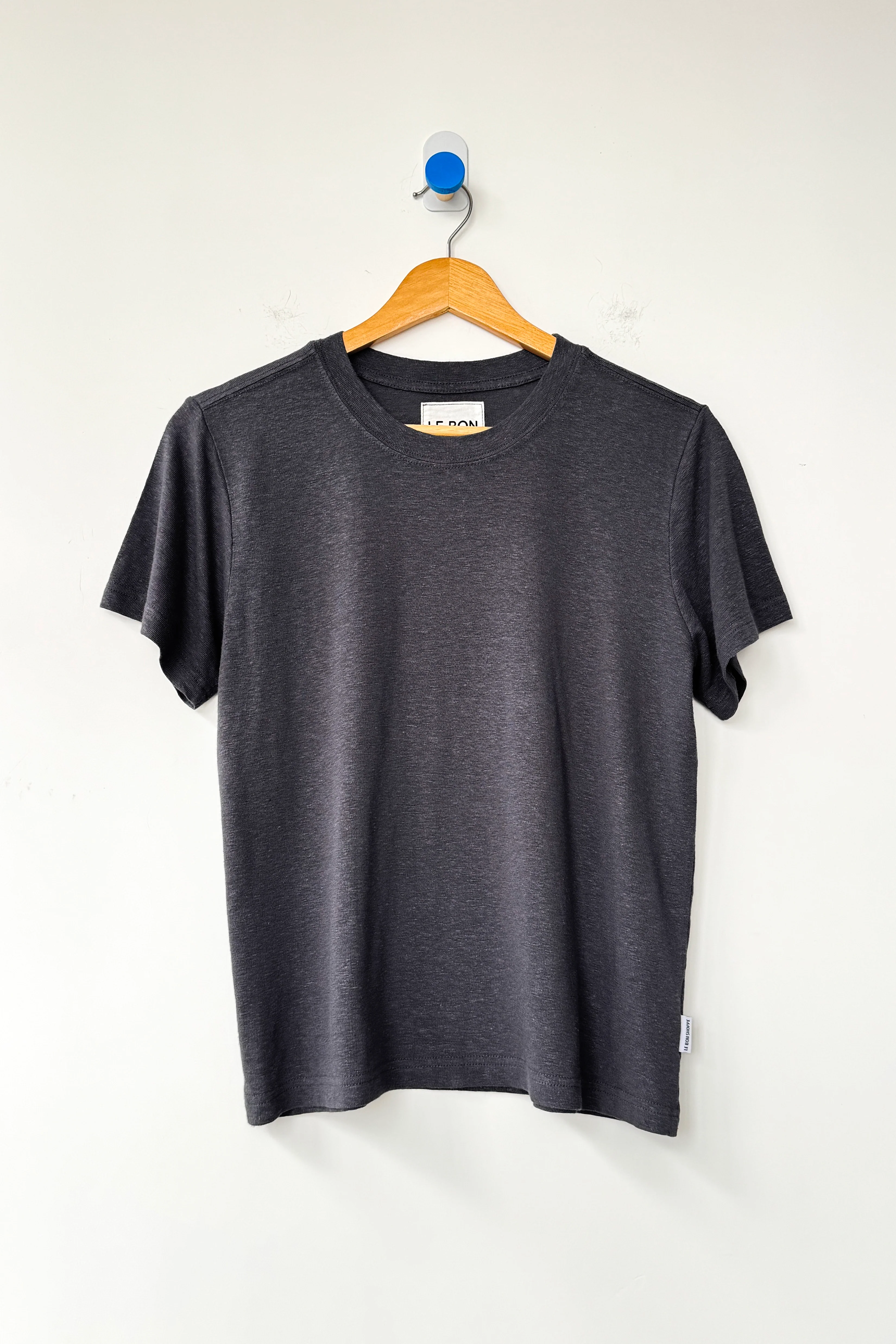Bo Linen Blend Tee - Charcoal - Image 4