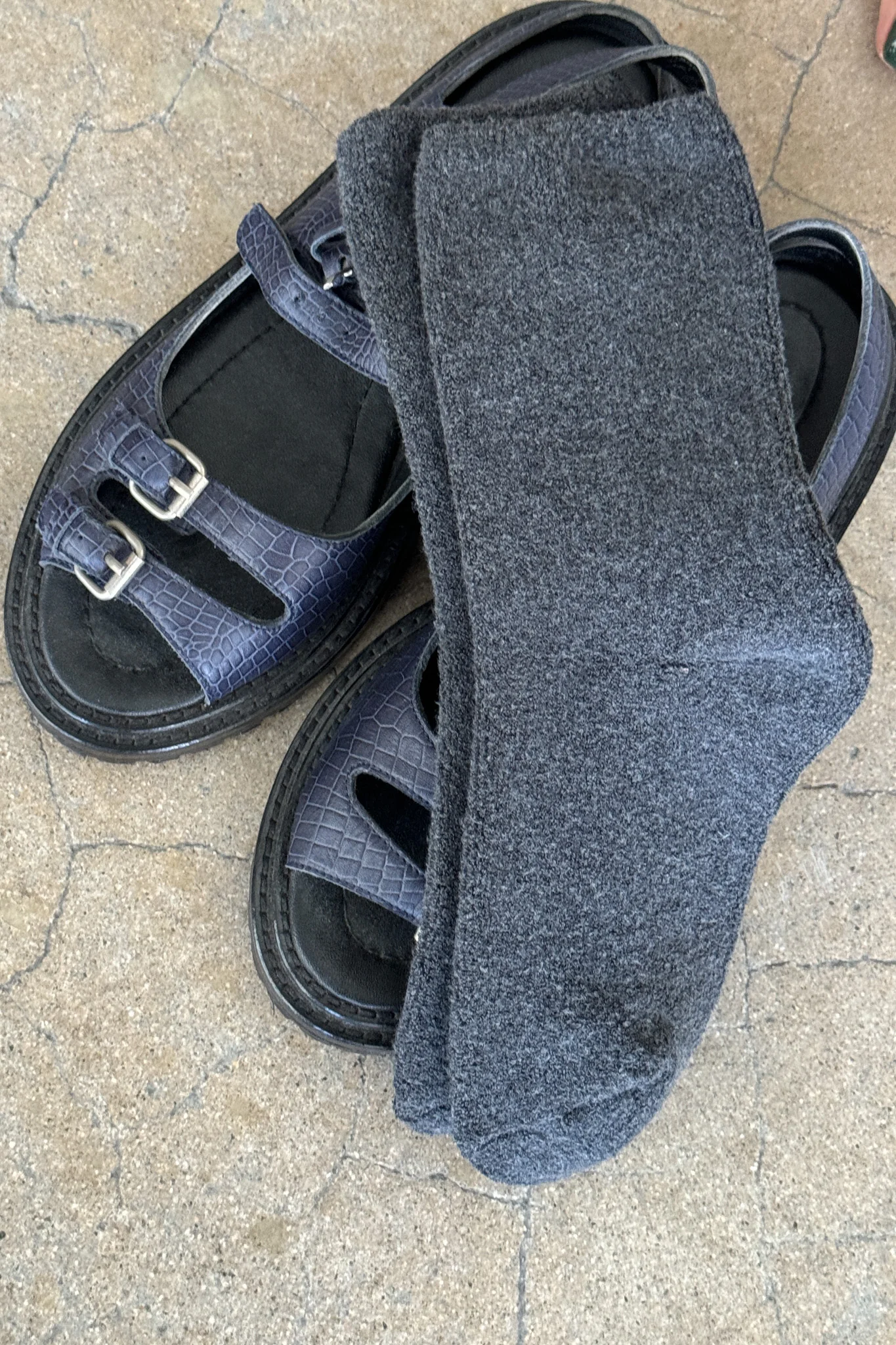 Cloud Socks - Charcoal - Image 3