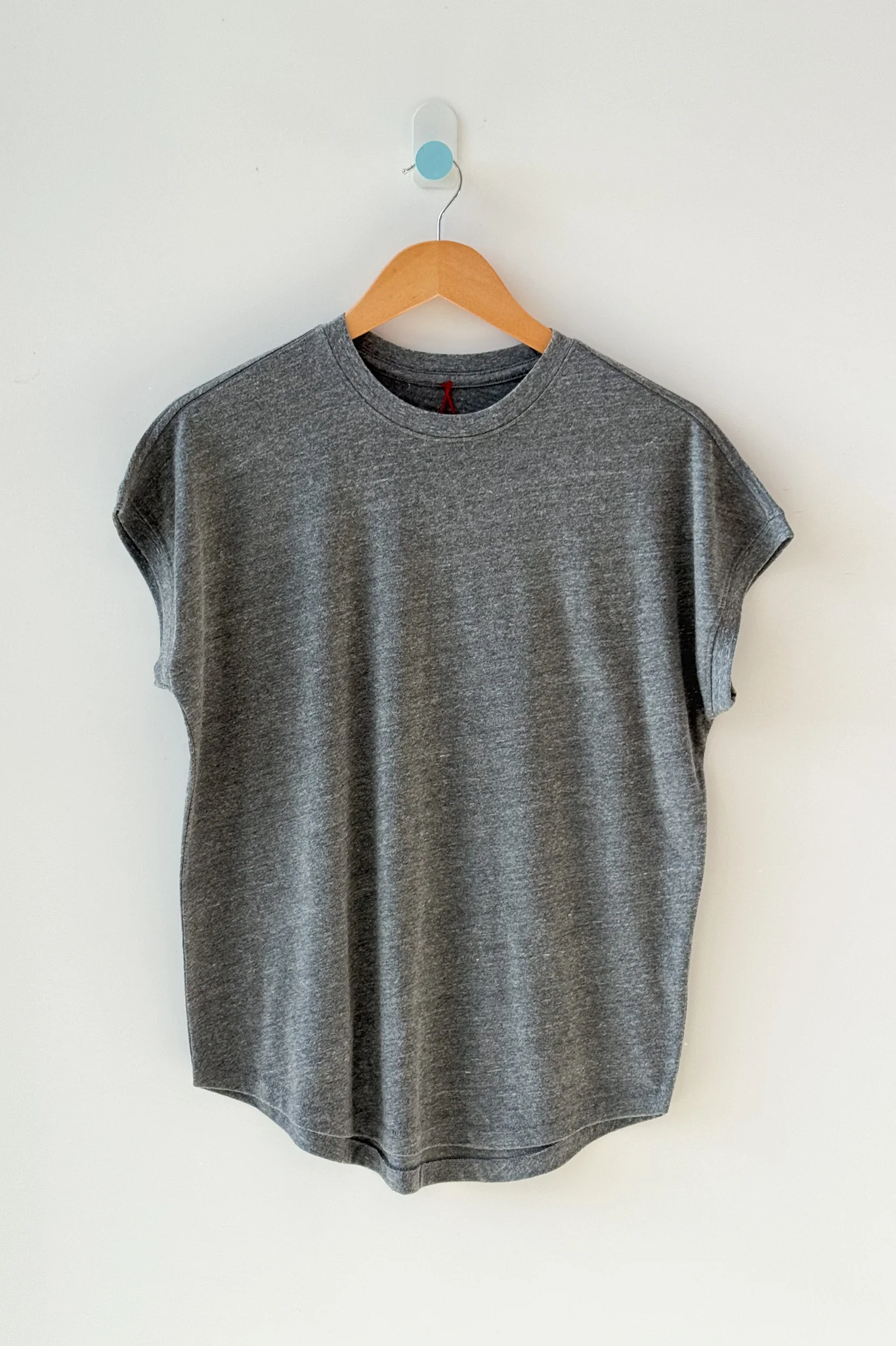 Ease Tee - Heather Grey - Image 4
