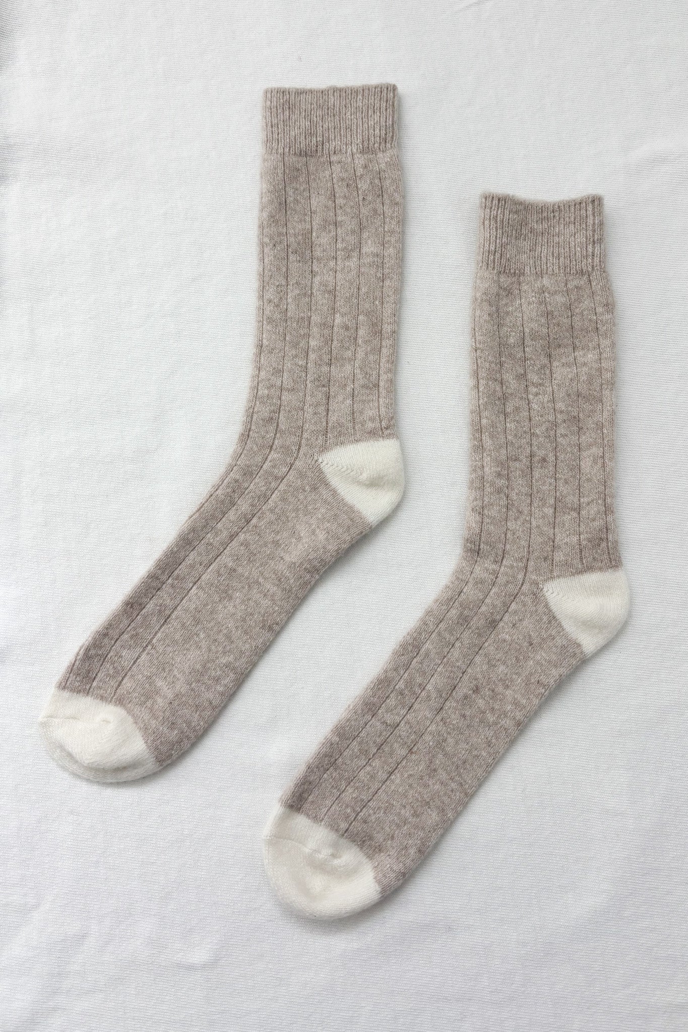 EXTENDED Cashmere Classic Socks - Fawn - Image 3