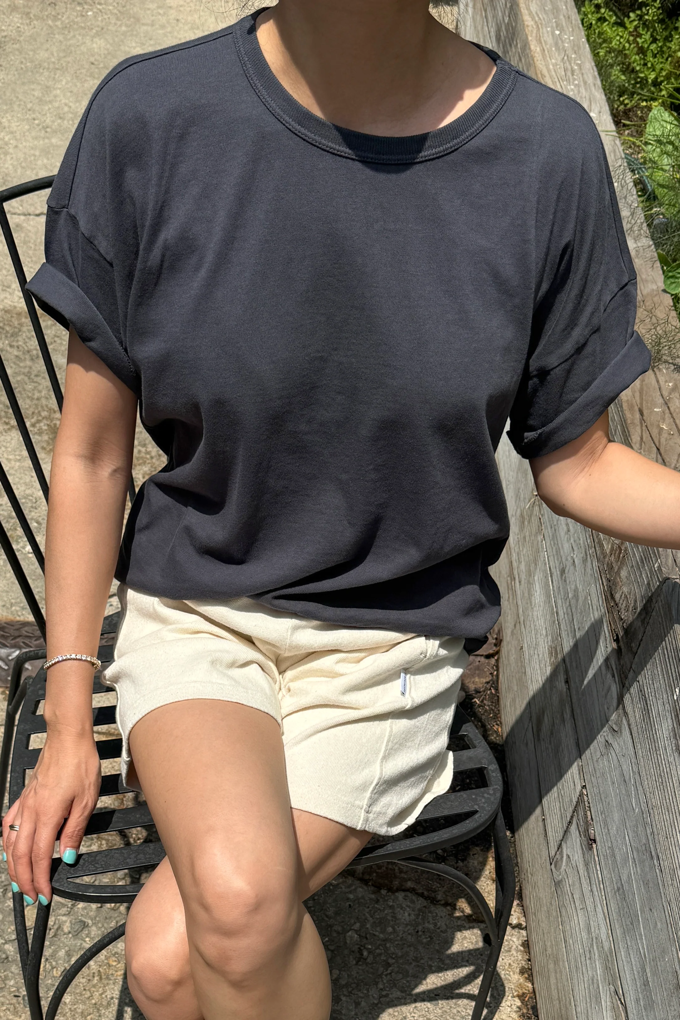 Her Tee - Carbon - Image 2