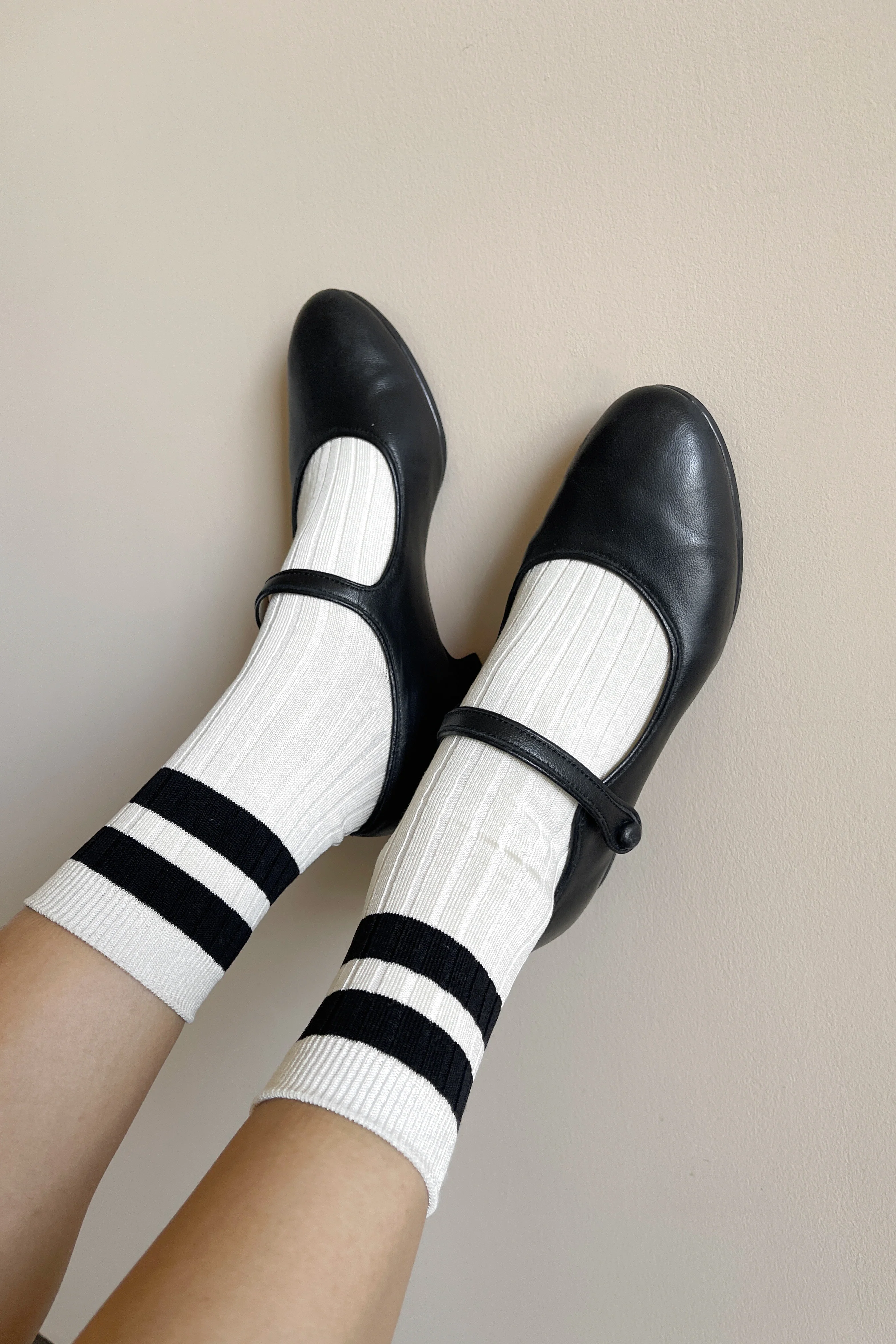Her Varsity Socks - CREAM BLACK - Image 3