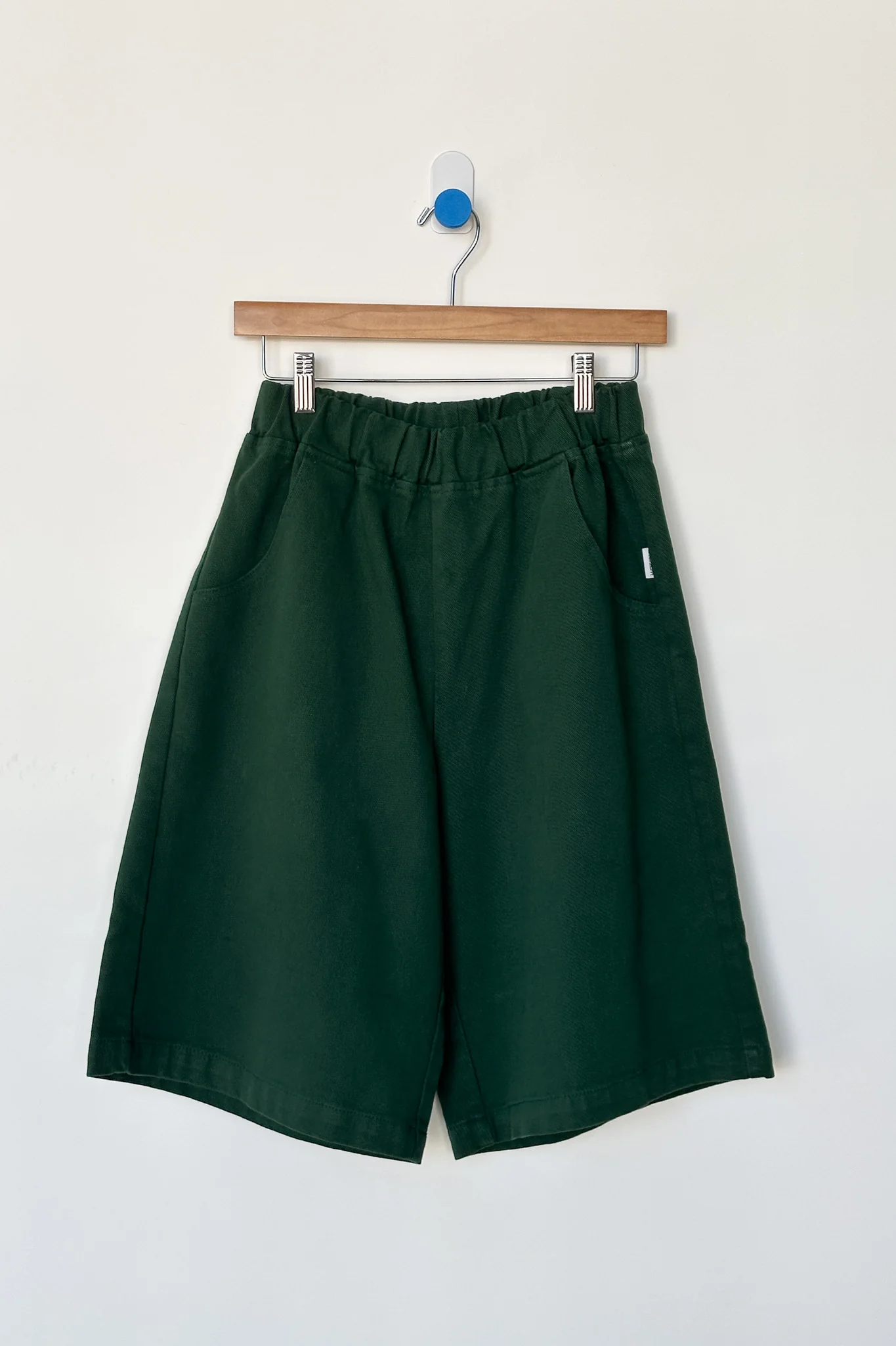 Liam Bermuda Shorts - Pine - Image 4