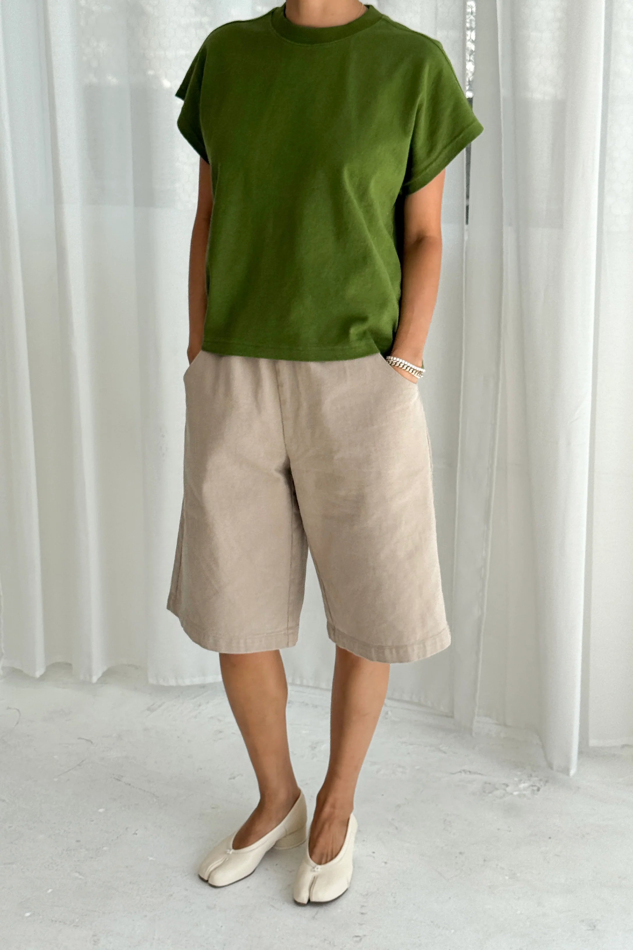 Liam Bermuda Shorts - Taupe - Image 3