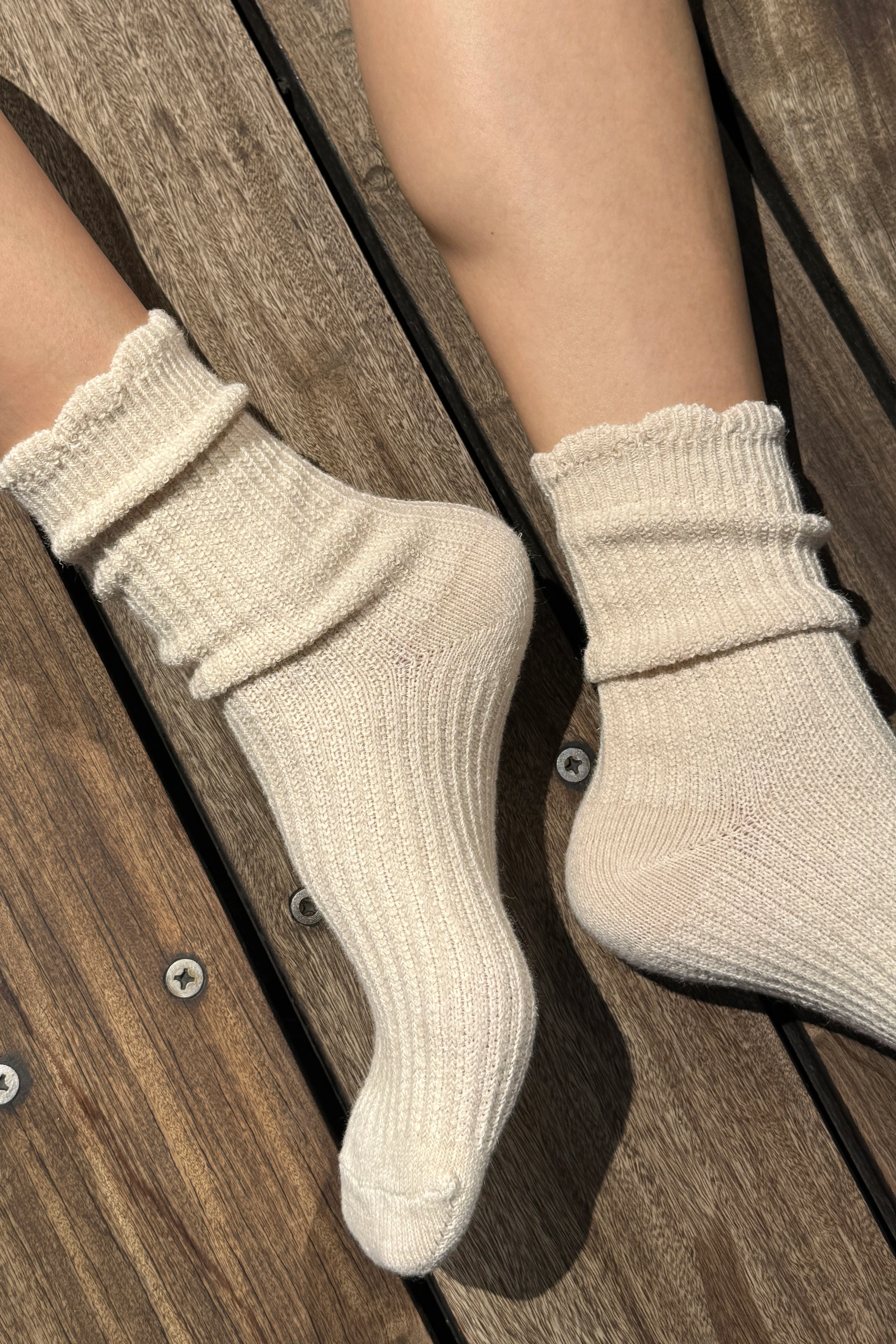 Linen Scallop Socks - Naturel - Image 3