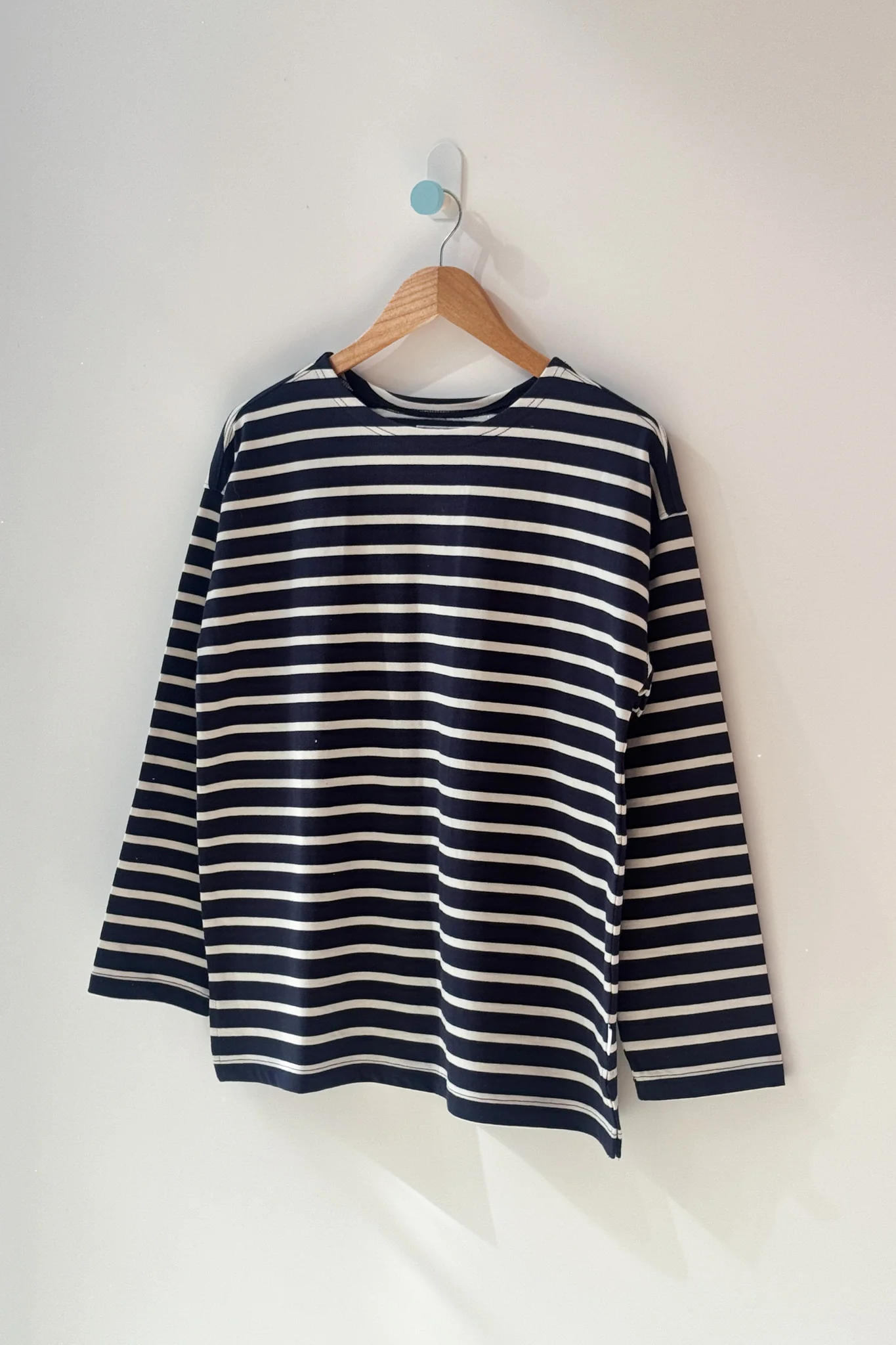 Marseille Top - White Stripe on Navy - Image 4