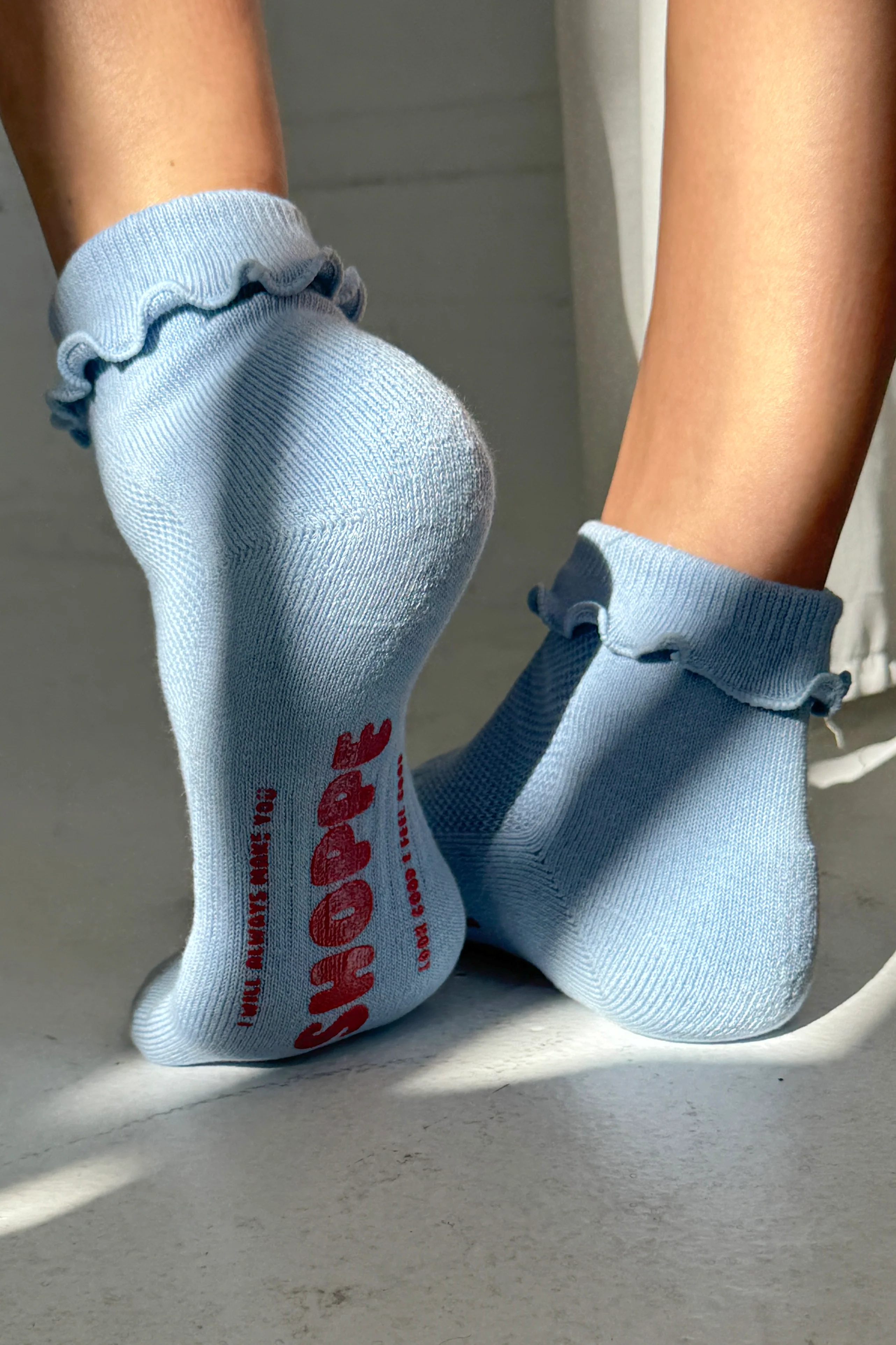 Ruffled Hugger Crew Socks - Periwinkle / Red - Image 4