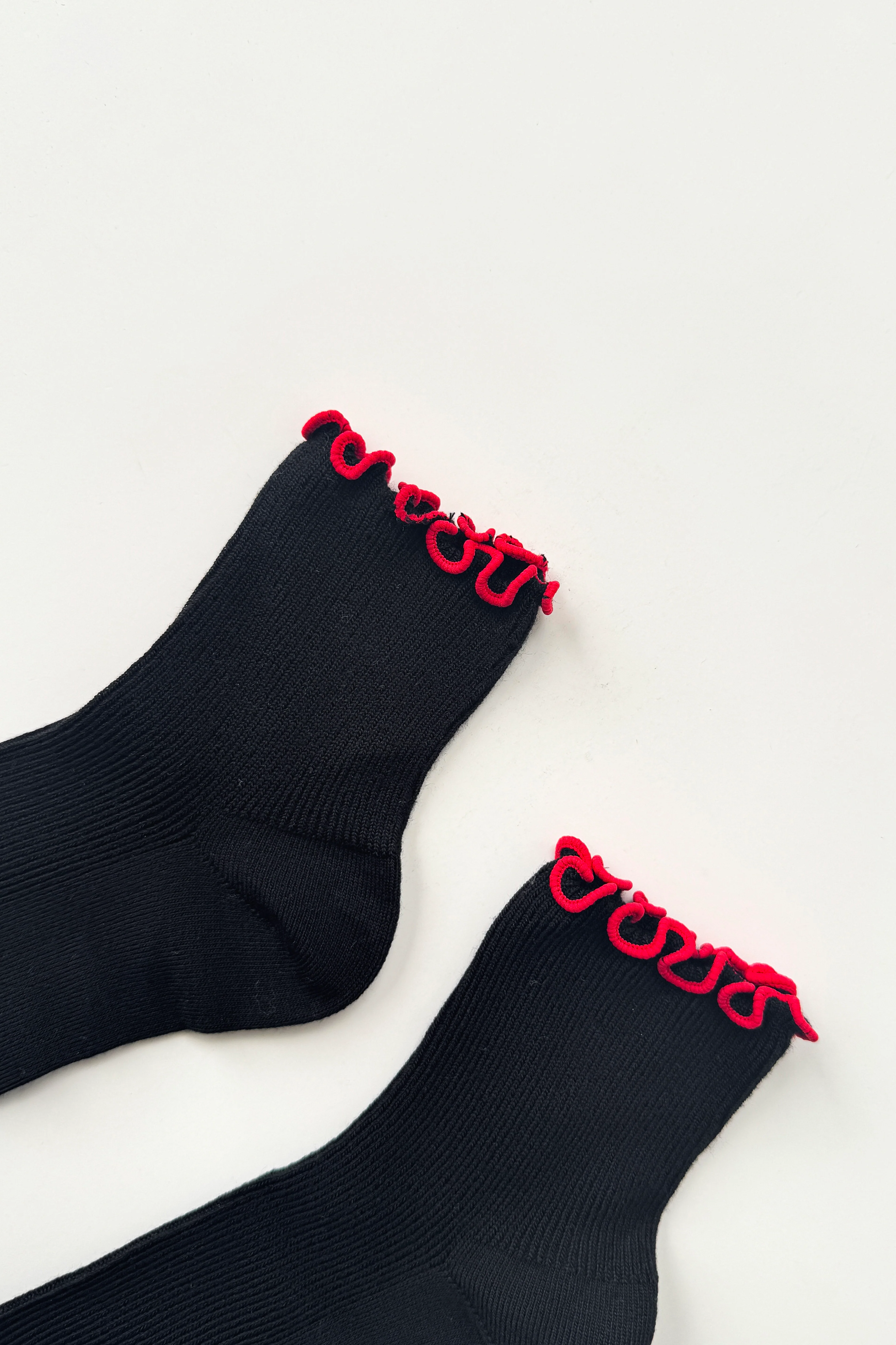 The Petite Ruffled Modal Socks - Black / Red - Image 4